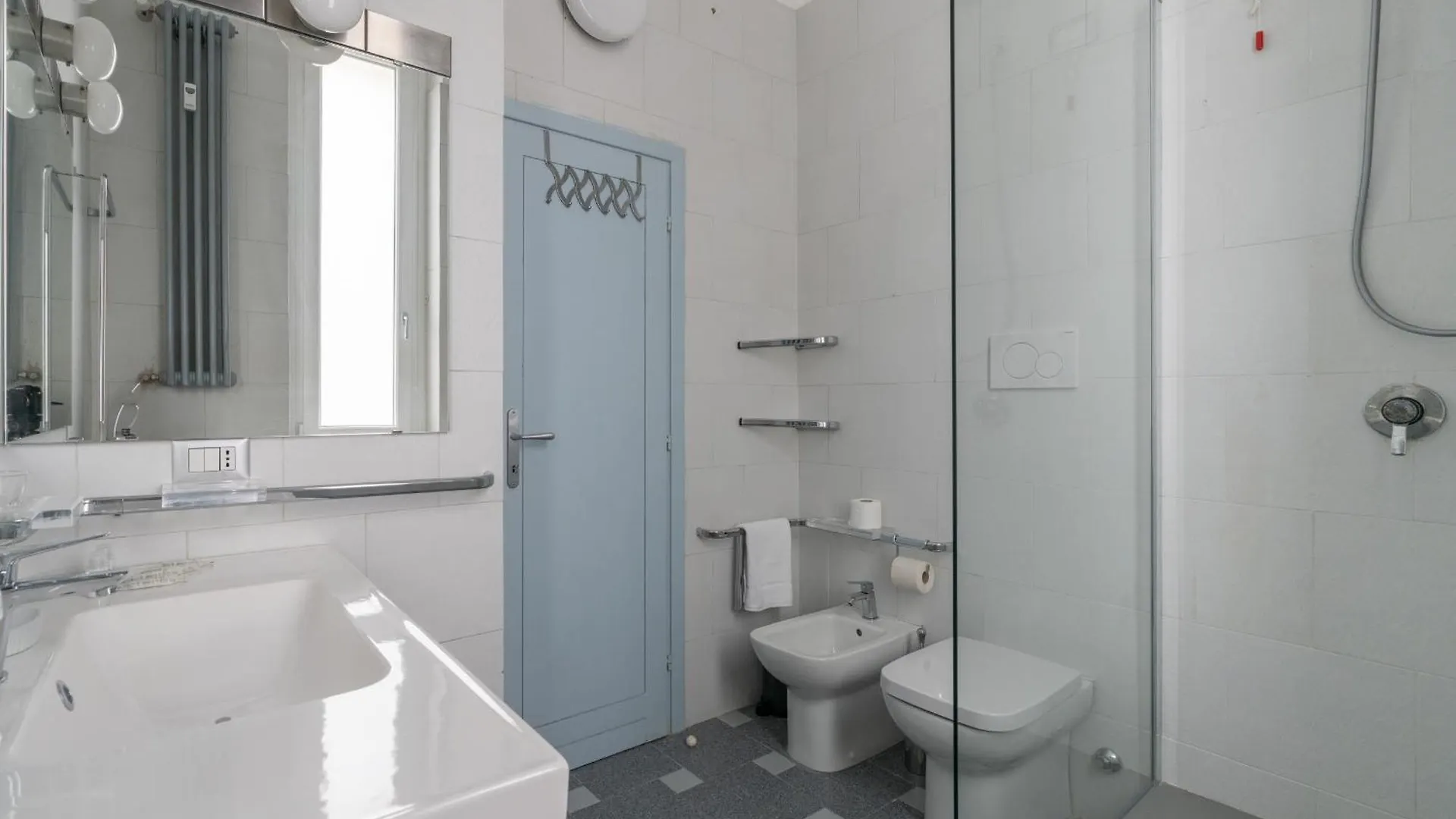 Apartment Appartamento Plinio Milan